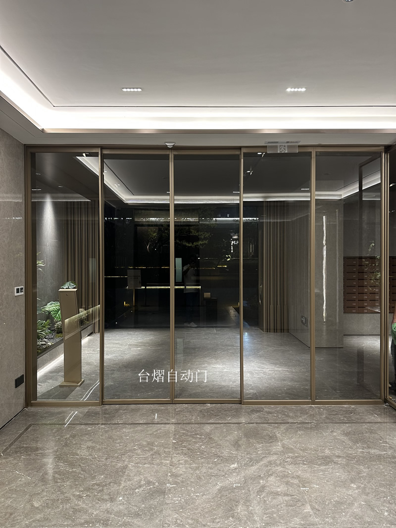 小区自动门安装实例